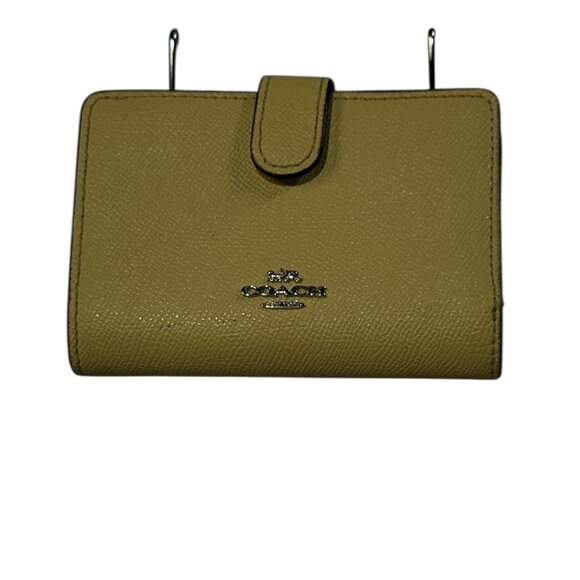 Coach Crossgrain Leather Medium Corner Zip Wallet, Yellow - Picture 1 of 14